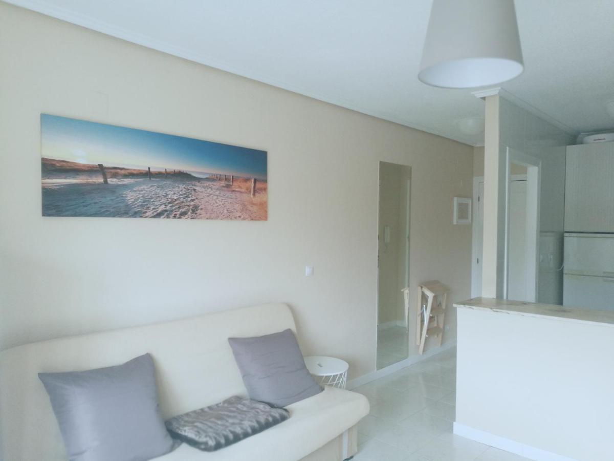 Apartamento A Cuatro Minutos Caminando De La Playa Noja Exterior photo